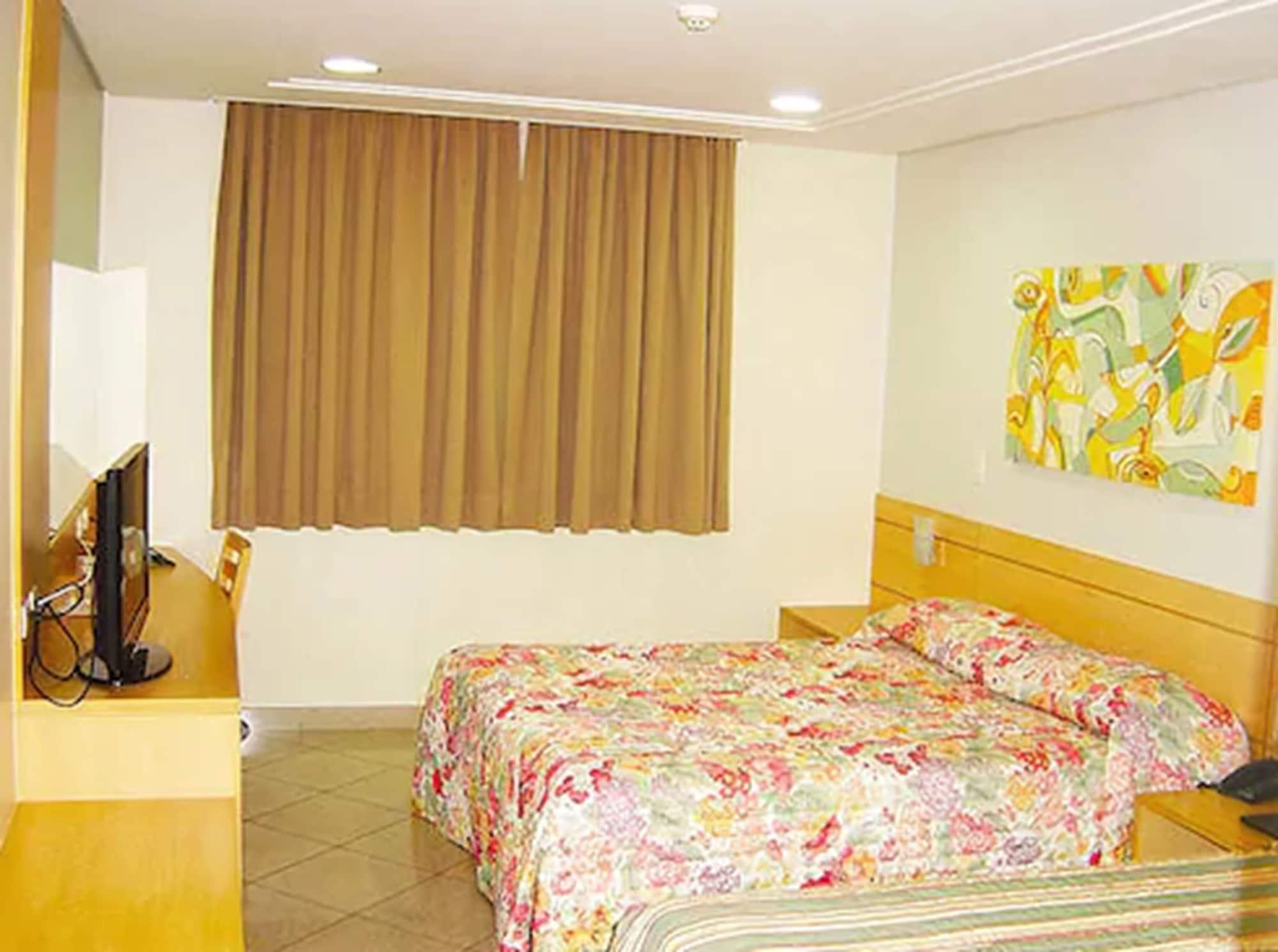 Hotel Domani Guarulhos Bagian luar foto